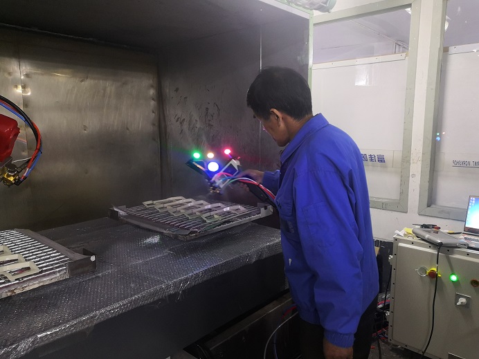 示教喷涂香蕉影视网站APP